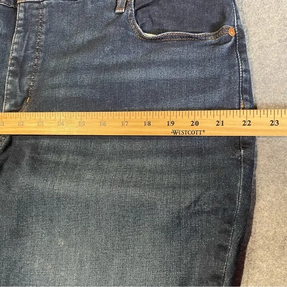 LOFT Women’s Skinny Jeans in Dark Blue Wash Sz 22 - Picture 7 of 13